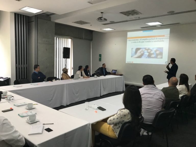 Paruma invitado en reunión de Grupos Colaborativos – Logyca